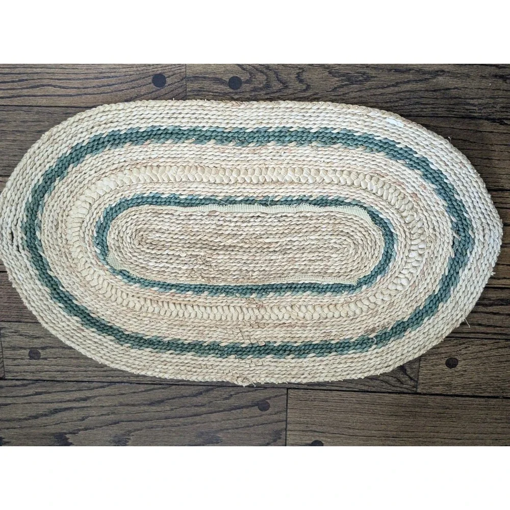 Vtg 1970's Woven Raffia Straw Floral Needlepoint Table Centerpiece Mat 29